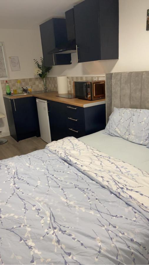 Brand New Studio Apartment With Beautiful Kitchen-Close To Liverpool City Centre Zewnętrze zdjęcie